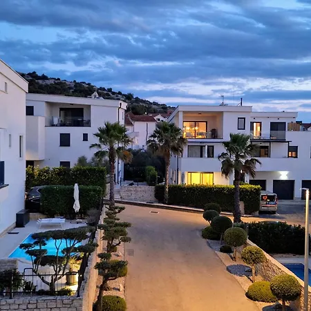 Penthouse Seabyme With 2 Terraces *