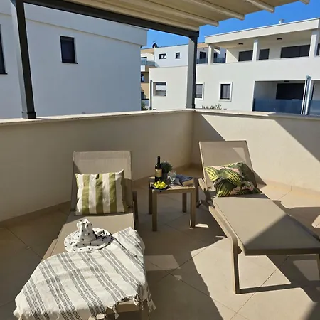 Penthouse Seabyme With 2 Terraces Apartment *